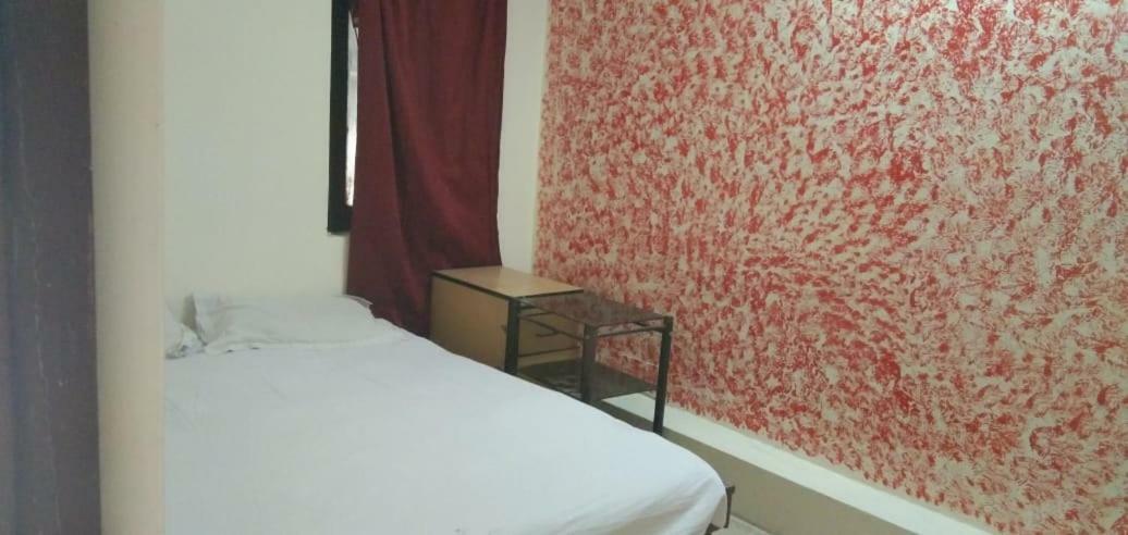 Hotel S P New Delhi Ngoại thất bức ảnh