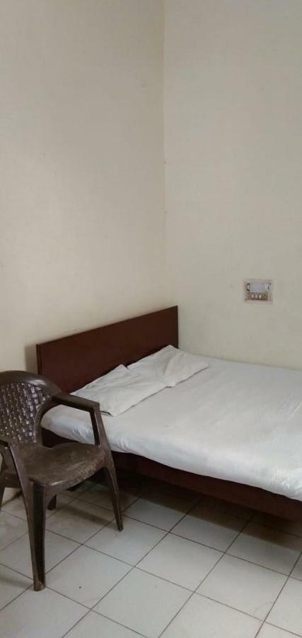 Hotel S P New Delhi Ngoại thất bức ảnh
